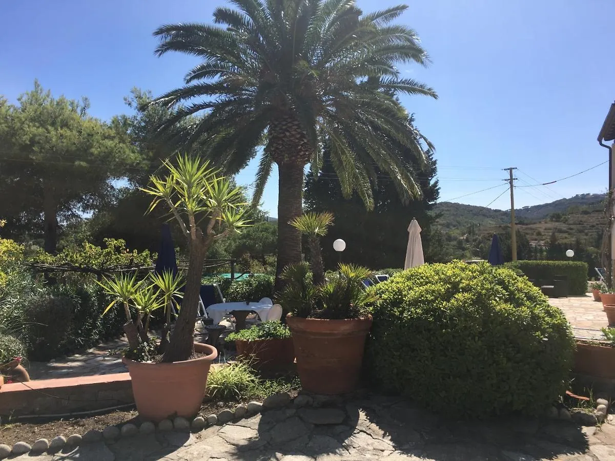 Villa Anna Appartamenti Per Vacanza In Casale Di Charme Marina di Campo
