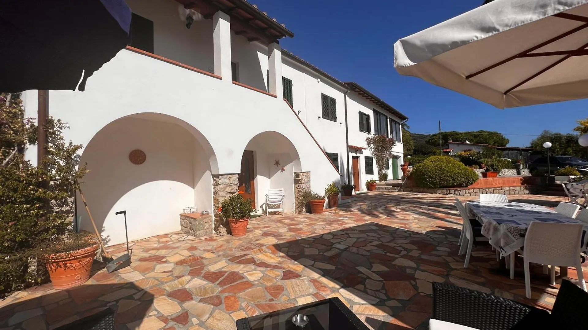 Villa Anna Appartamenti Per Vacanza In Casale Di Charme Marina di Campo Italy