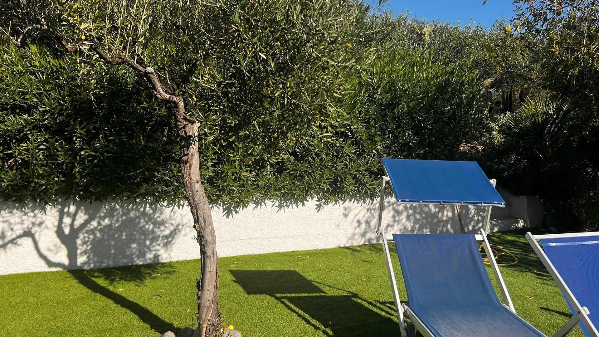 Villa Anna Appartamenti Per Vacanza In Casale Di Charme Marina di Campo Italy