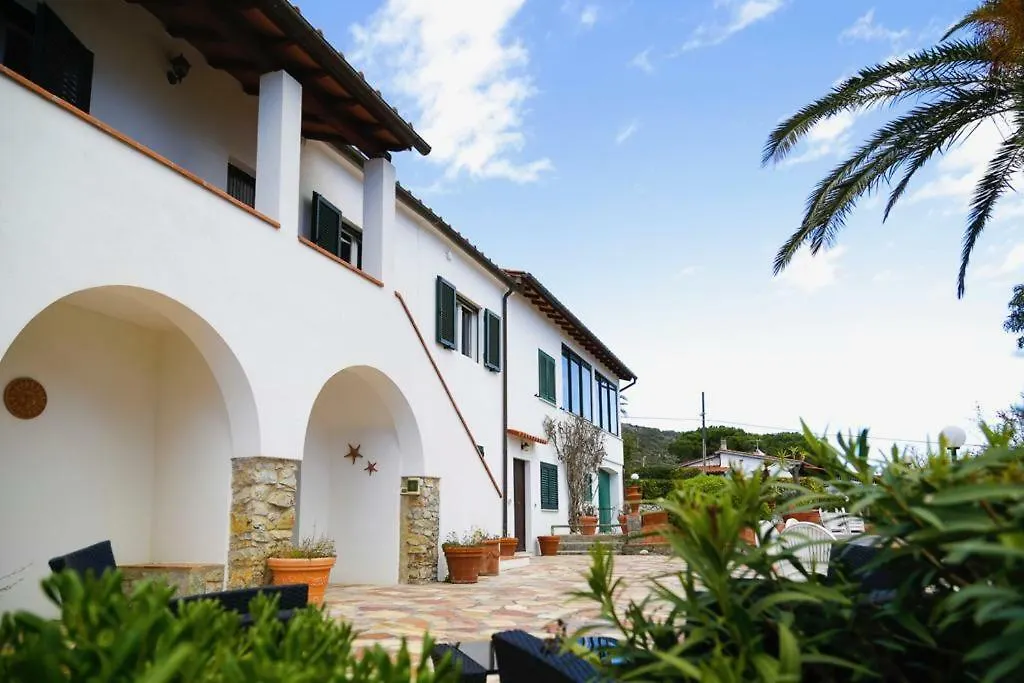Apartment Villa Anna Appartamenti Per Vacanza In Casale Di Charme Marina di Campo